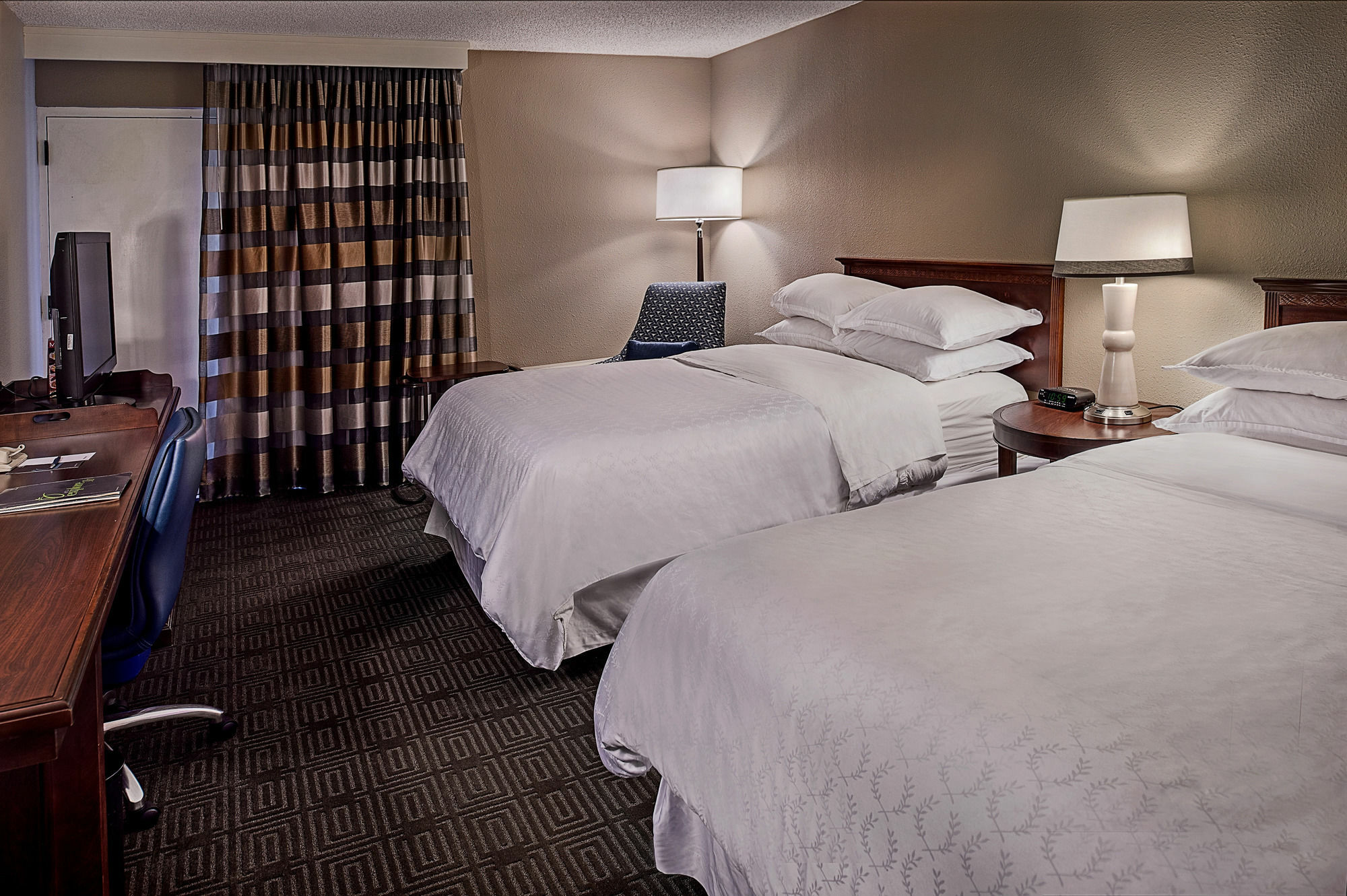 Sheraton Westport Lakeside Chalet Мериленд Хайтс Екстериор снимка